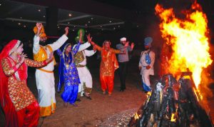 How Lohri celebrated in Punjab?
